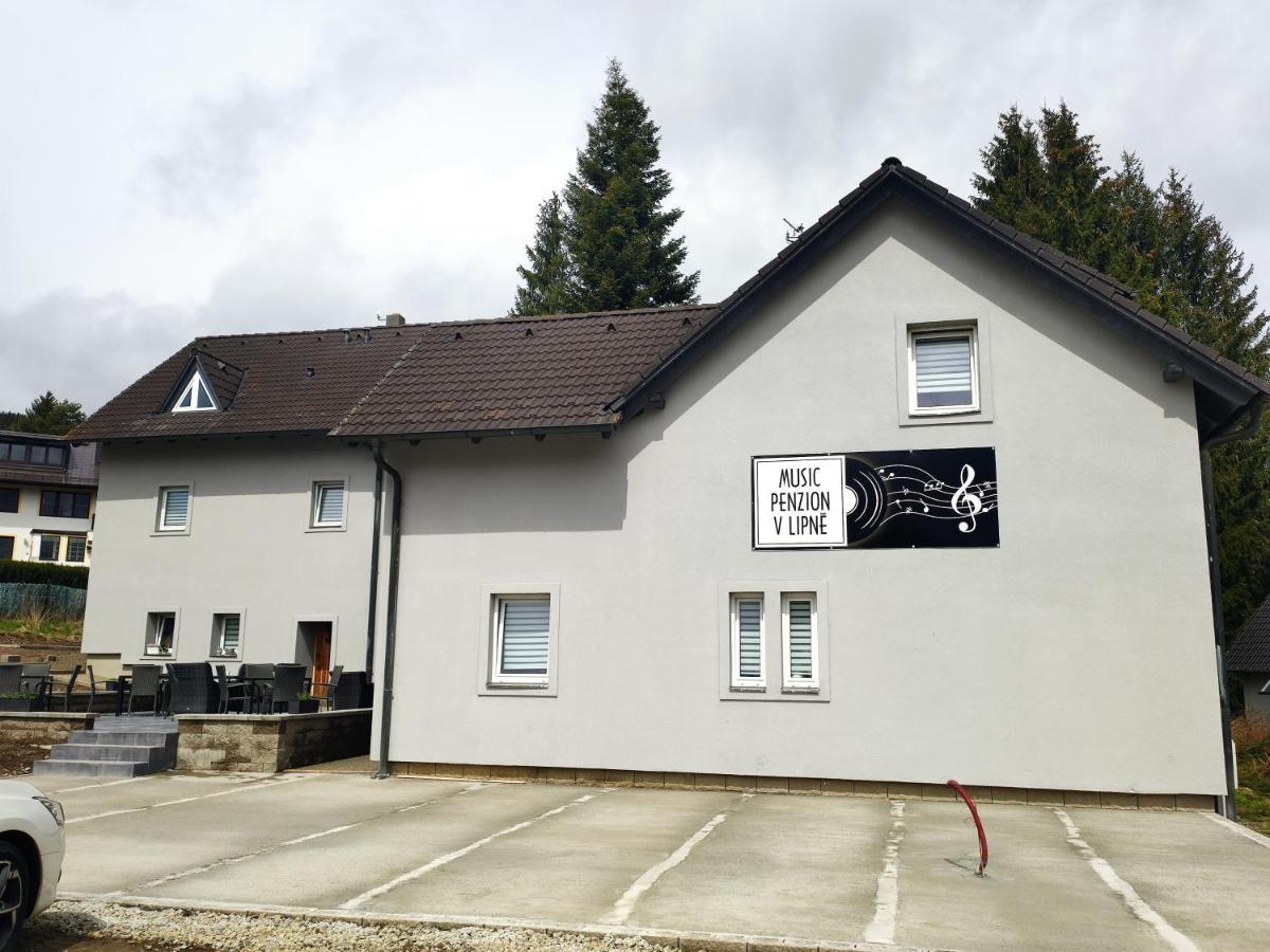 Music Penzion V Lipne Lipno nad Vltavou Exterior photo